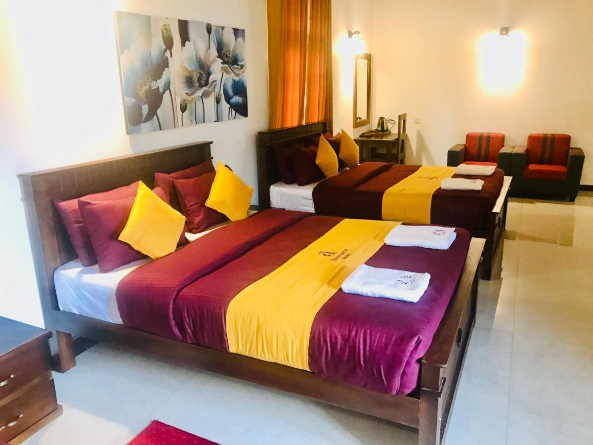 Queensland Hotel Nuwara Eliya Esterno foto